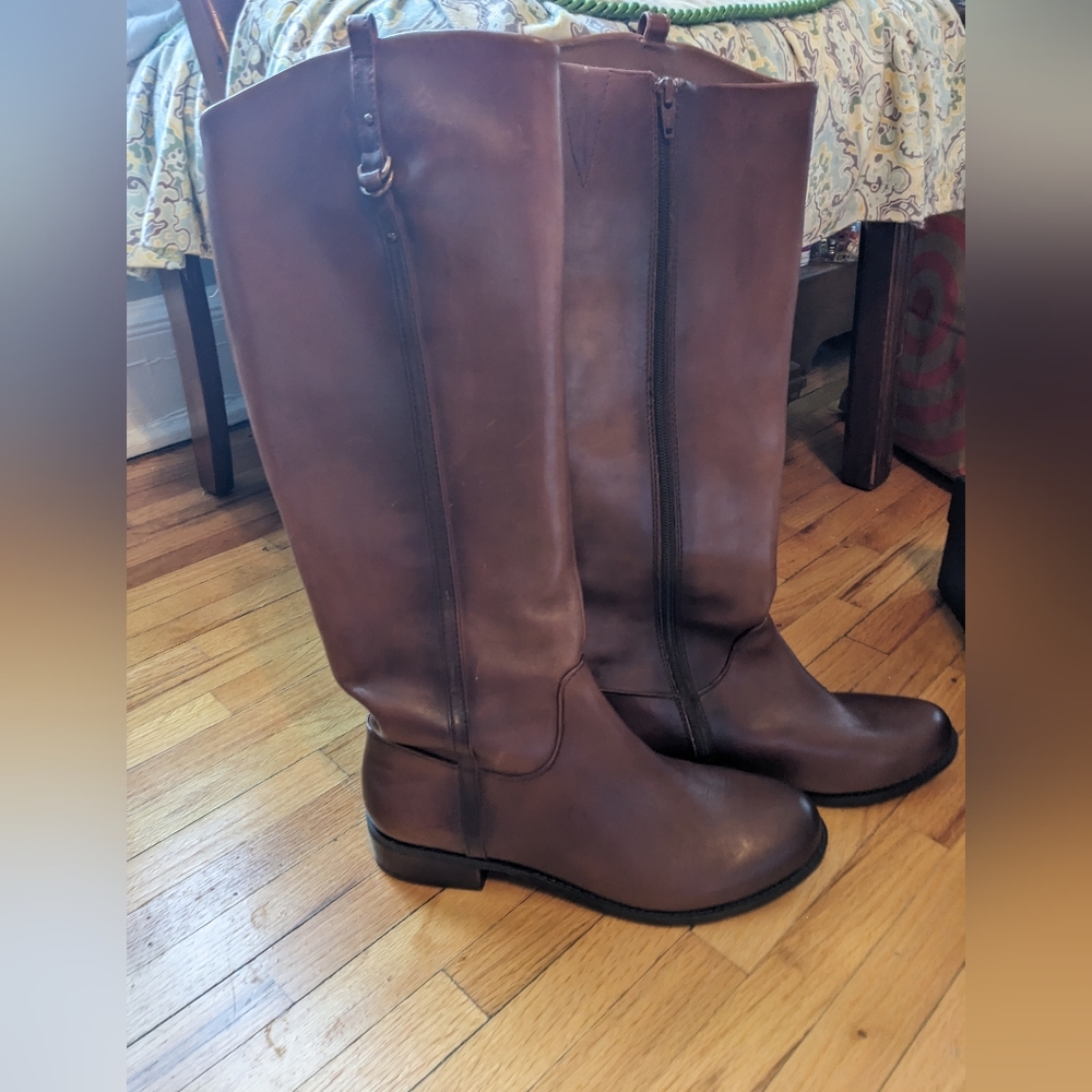 NWOT Gianni Bini Leather Boots